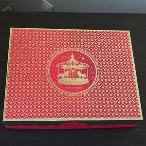 Ladies Estee Lauder gift set (nwot)